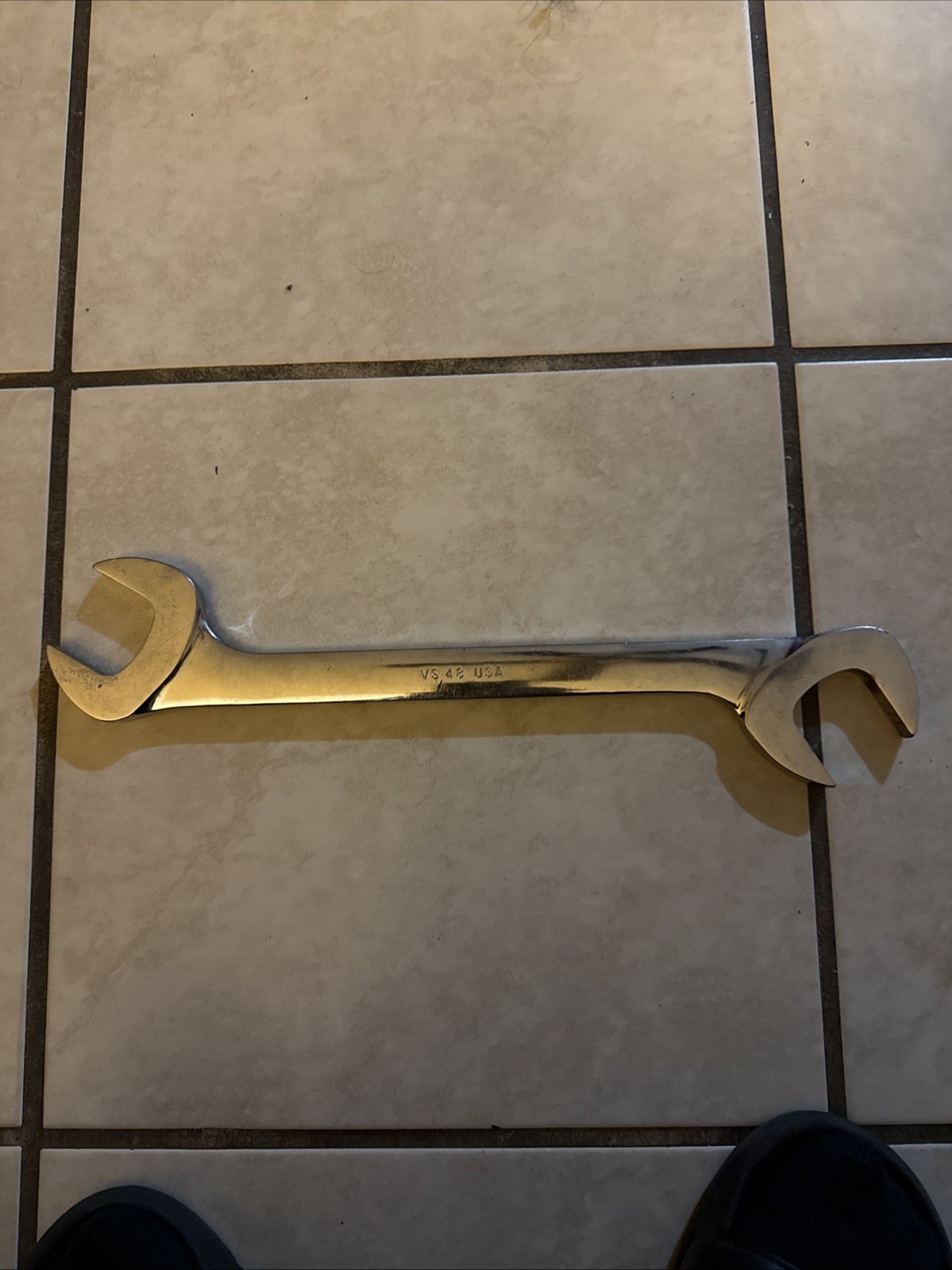 Snap-on Tools VS48 1 1/2″ SAE 4 Way Open-End Angle Head Chrome Wrench – USA Made
