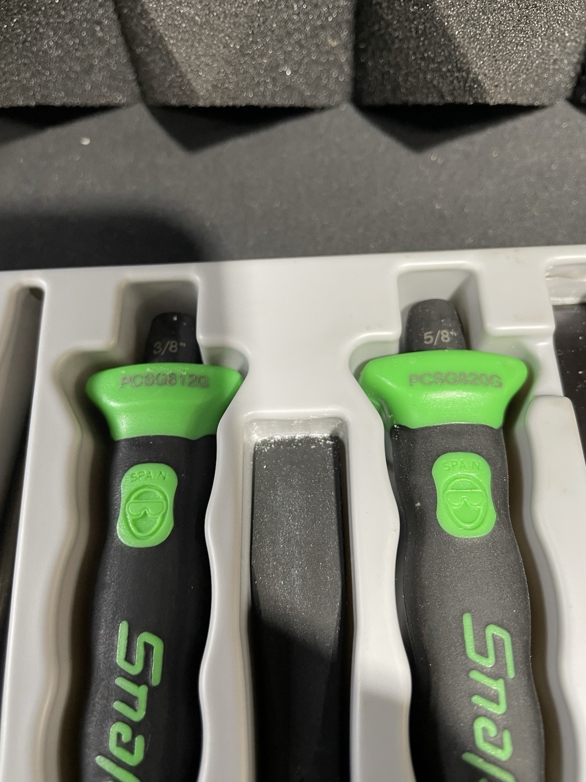 Snap-on PPCSGL714G 14pc Green Soft Grip Punch Chisel Set Open Box