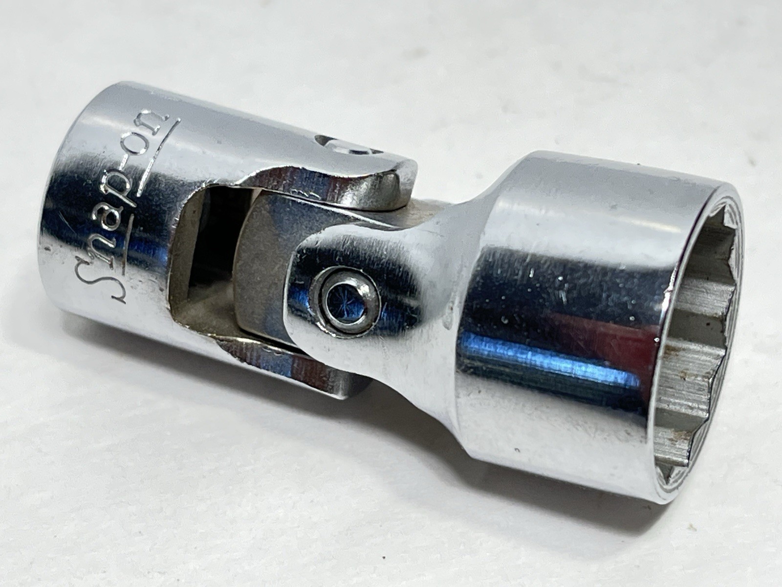 Snap On 3/8″ Drive Chrome Shallow 11/16″ Swivel Socket 12 Point FVU 22 FREE SHIP