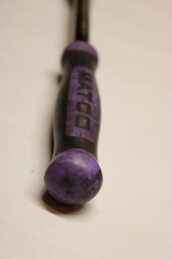 Matco Tools BFR128NLFX 3/8″ Drive 12-1/2″ Locking Flex Ratchet – Purple