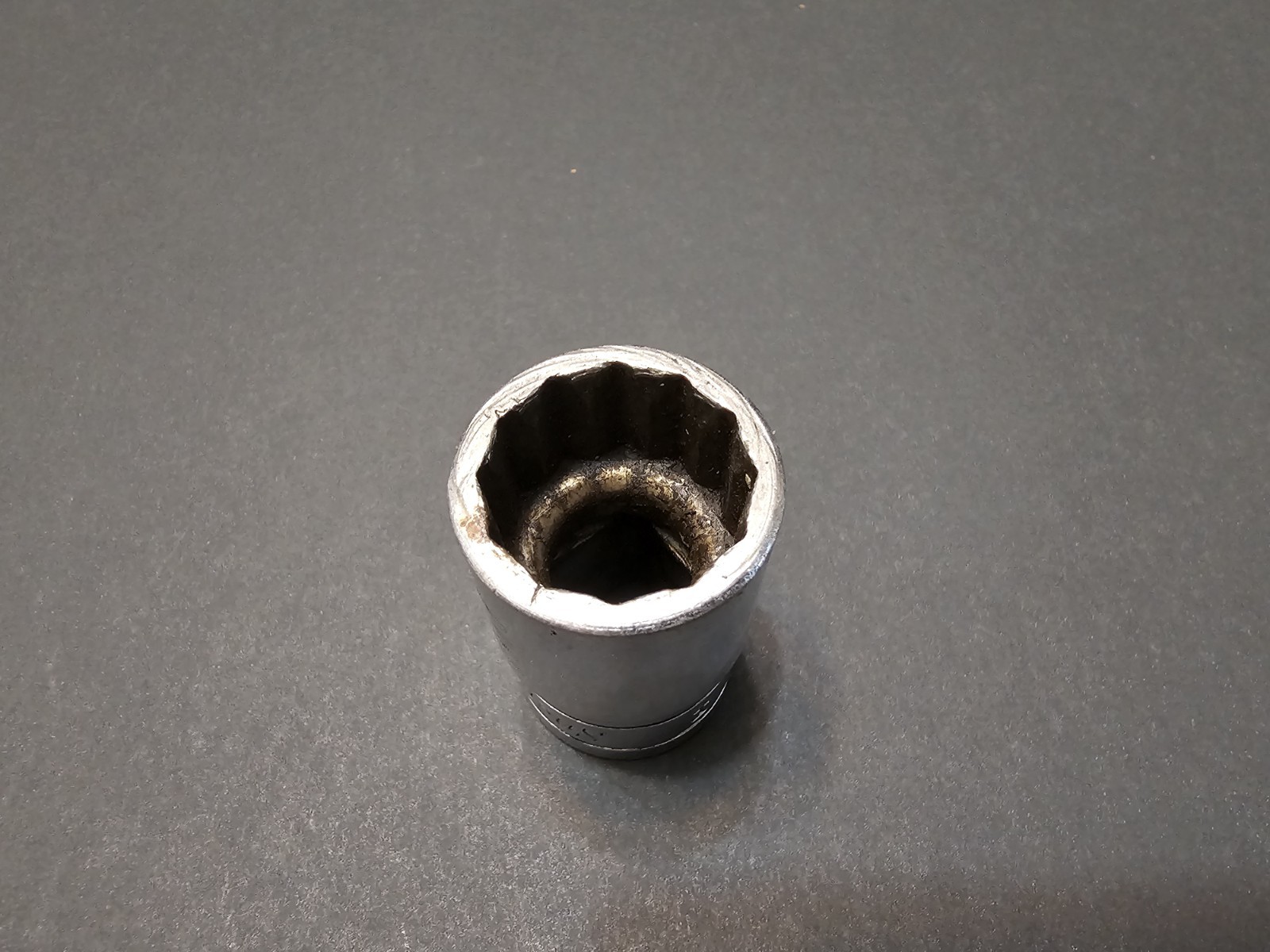 Snap-On SW221 11/16″ Shallow Standard Socket