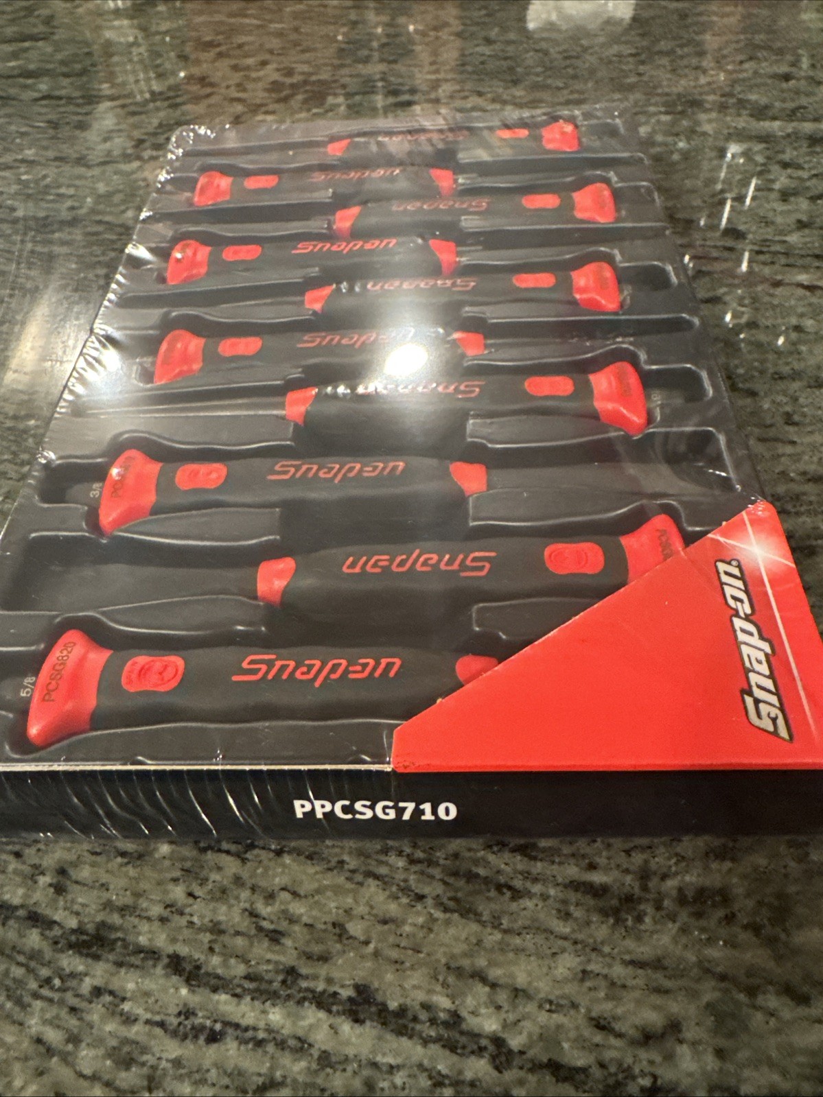 Snap On ppcsg710 10pc soft grip punch and chisel set red sealed