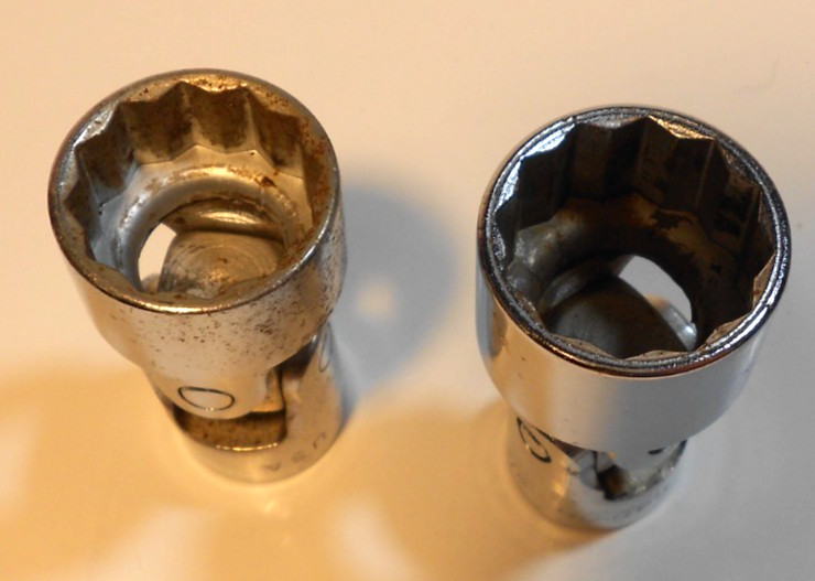 Snap On 3/8″ Drive 11/16 FVU22 & 3/4 FVU24 12Pt Wobble Swivel Sockets 12pt. S16