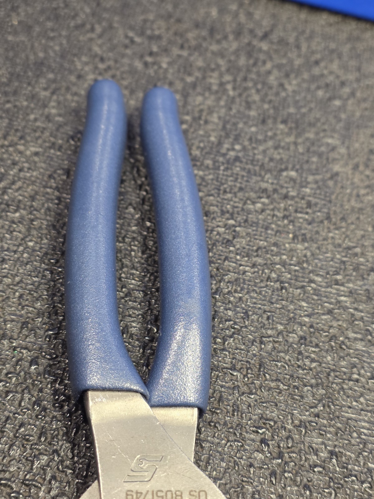 Snap-on LN47ACFMB Power Blue 9″ Soft Grip Long Nose Slip Joint Pliers NICE