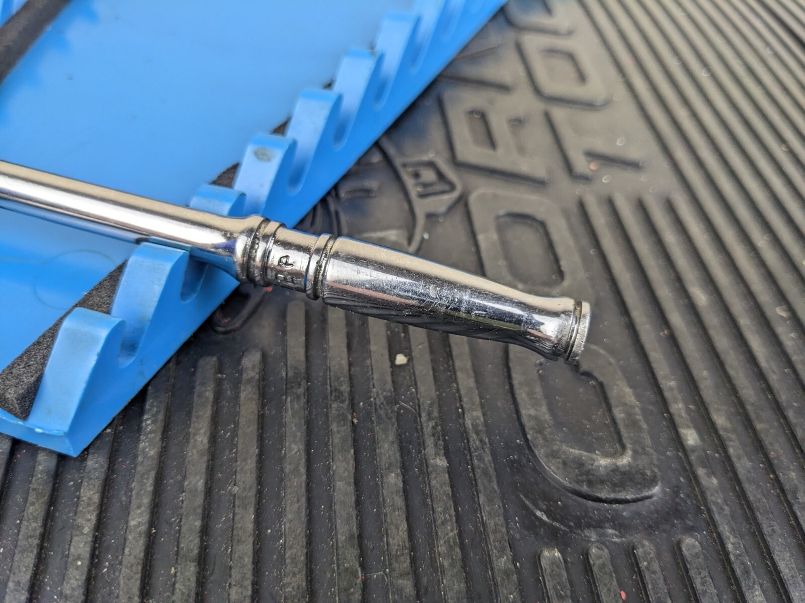 #bf937 SNAP ON TL72 1/4″ Drive Long Handled Ratchet