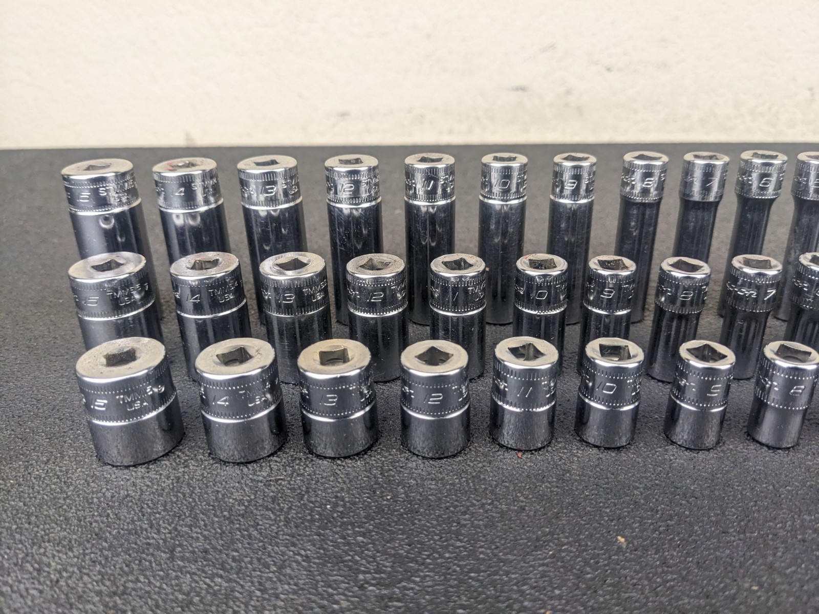 #bj243 Snap-On Tools 142STMMSYFR1 42pc 1/4″ Drive 6-Point Metric Foam Socket Set