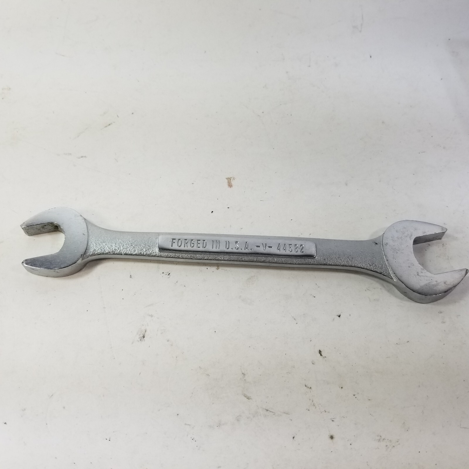 Vintage USA Craftsman 5/8″ X 3/4″ Double Open End Wrench -V- Series 44582 SAE