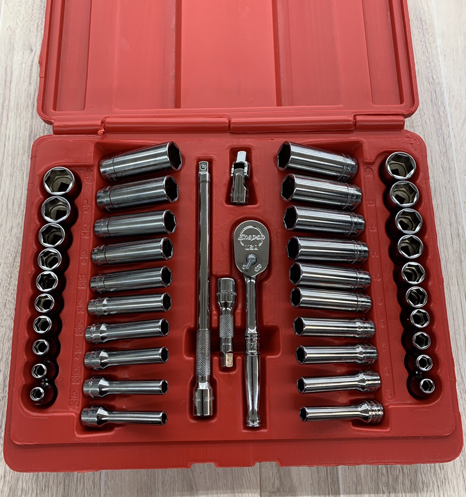 Snap-on 144TMPB 44 Piece 1/4″ Drive 6-Point Metric/ SAE General Service Set USA