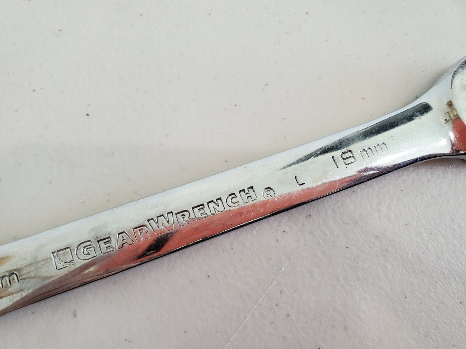 GearWrench 18mm 12pt reversible Ratcheting Wrench