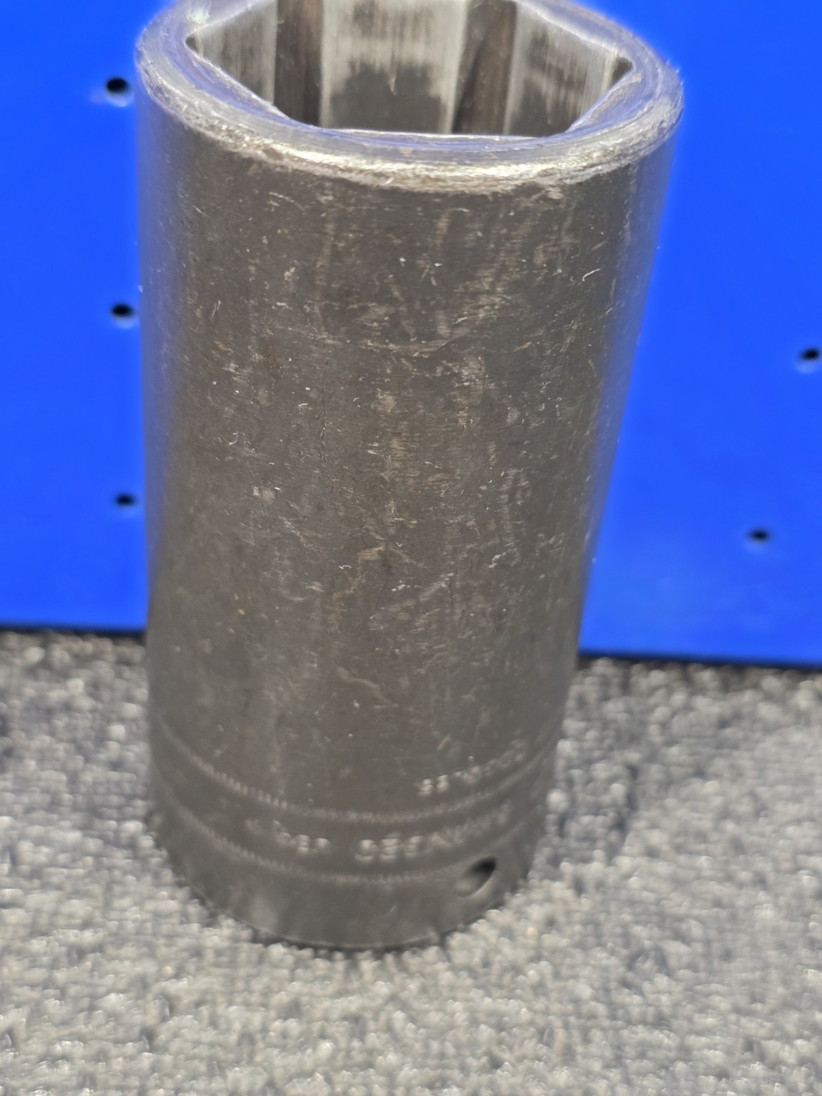Snap-on Tools SIMM320 32mm 1/2″ Drive Metric DEEP 6-Point Impact Socket USA