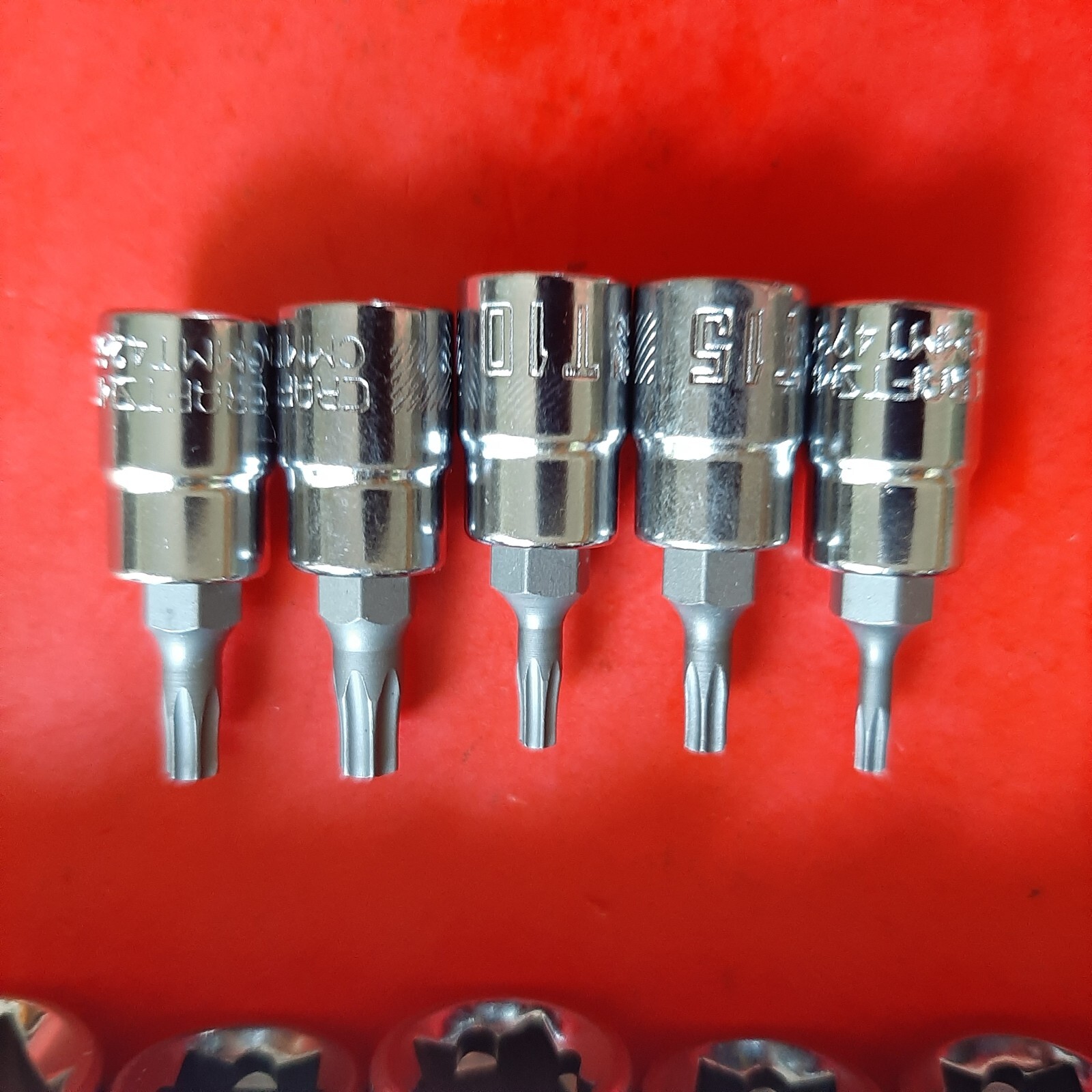 NEW CRAFTSMAN TOOLS 13 Piece 1/4 3/8 1/2 Drive Torx Bit Driver Socket Set T8-T60