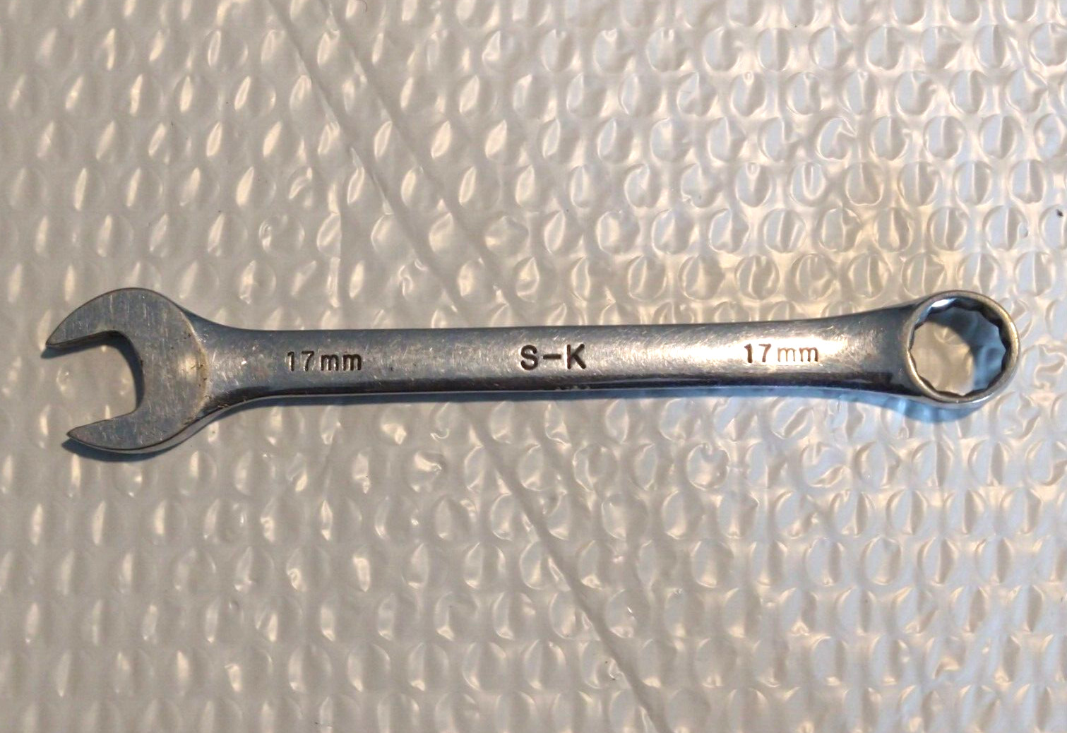 SK TOOLS USA 88317, 17MM. COMBINATION WRENCH, 12 POINT, 7.5″ LONG.