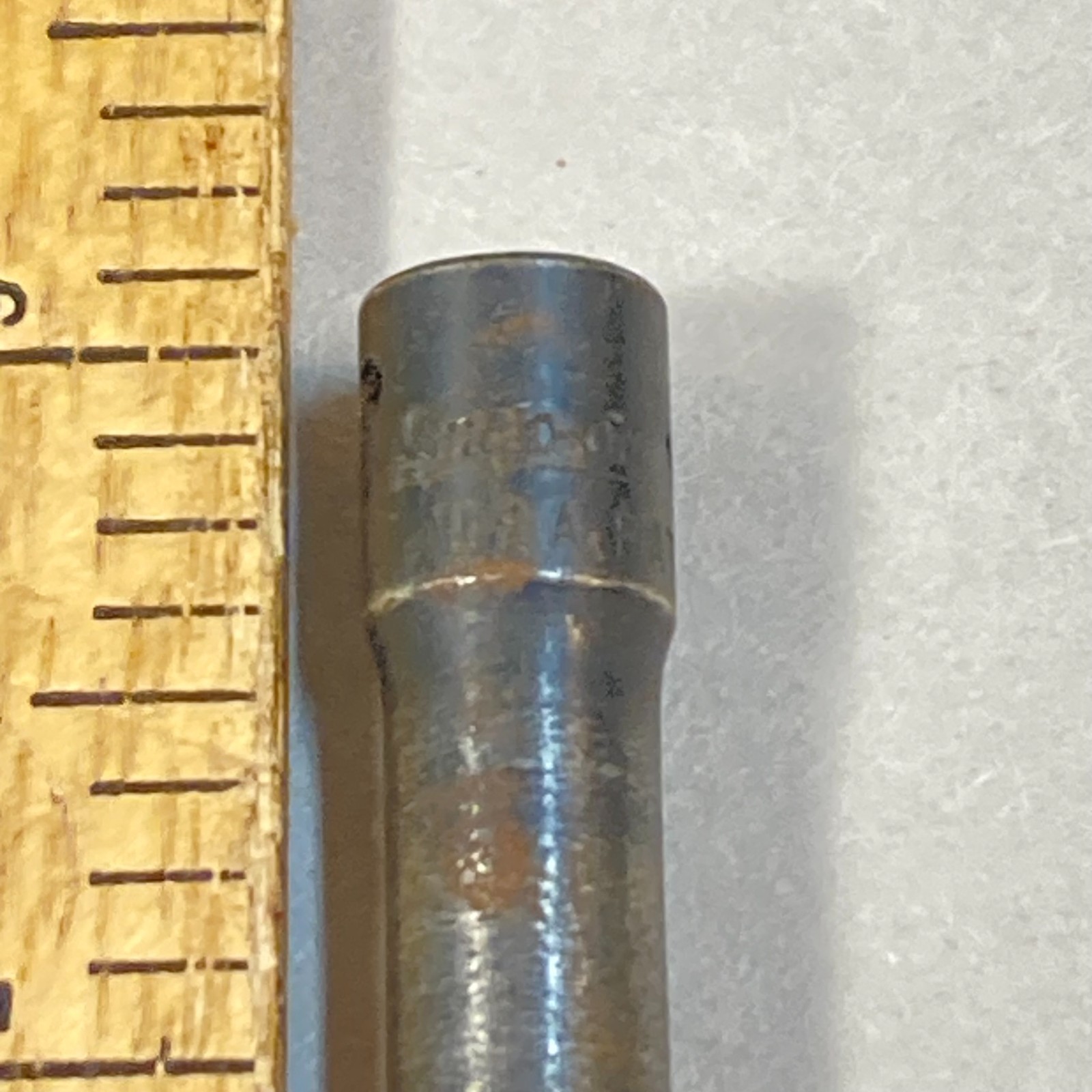 Snap-on 1/4″ Socket 1/4″ Drive 12 Point SAE #TDHB8 USA