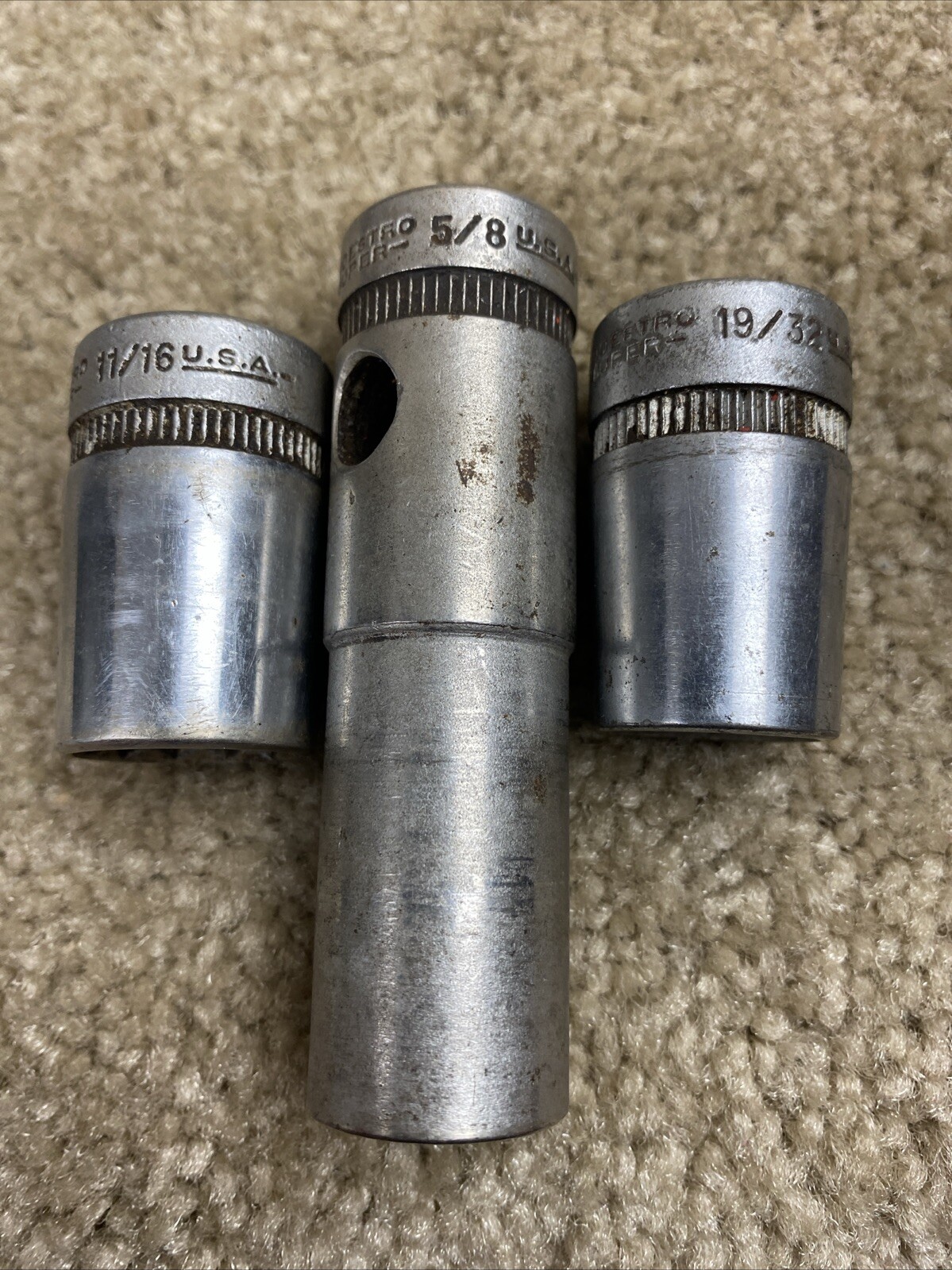 INDESTRO SAE 15 Pc.1/2 Socket Set w/Penens 1/2 Ratchet Vintage
