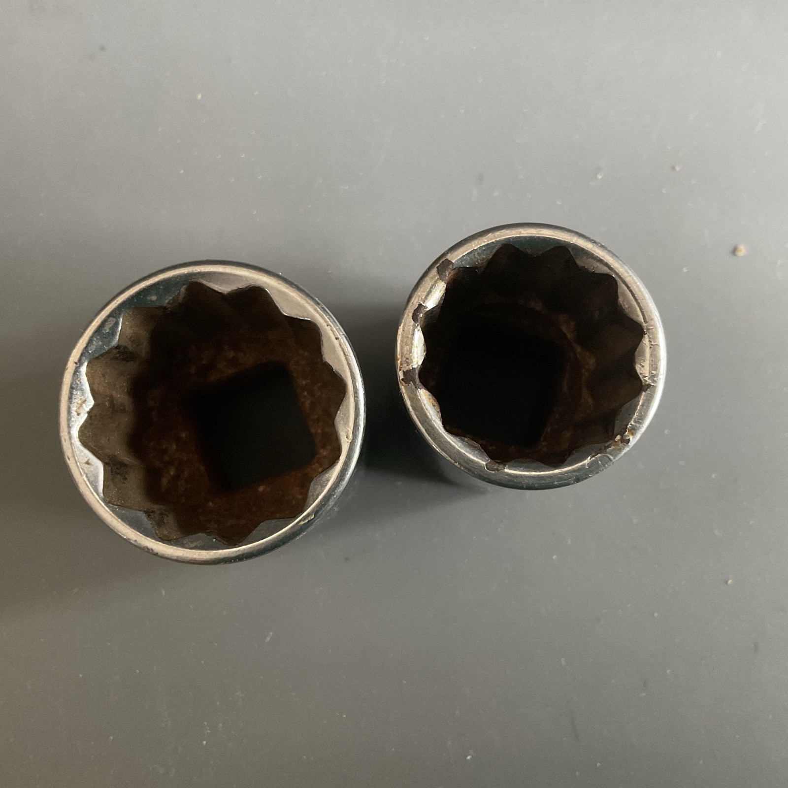 Craftsman -G -22mm /19mm 12 Point Shallow Chrome Sockets 1/2″ Drive 44239 45238