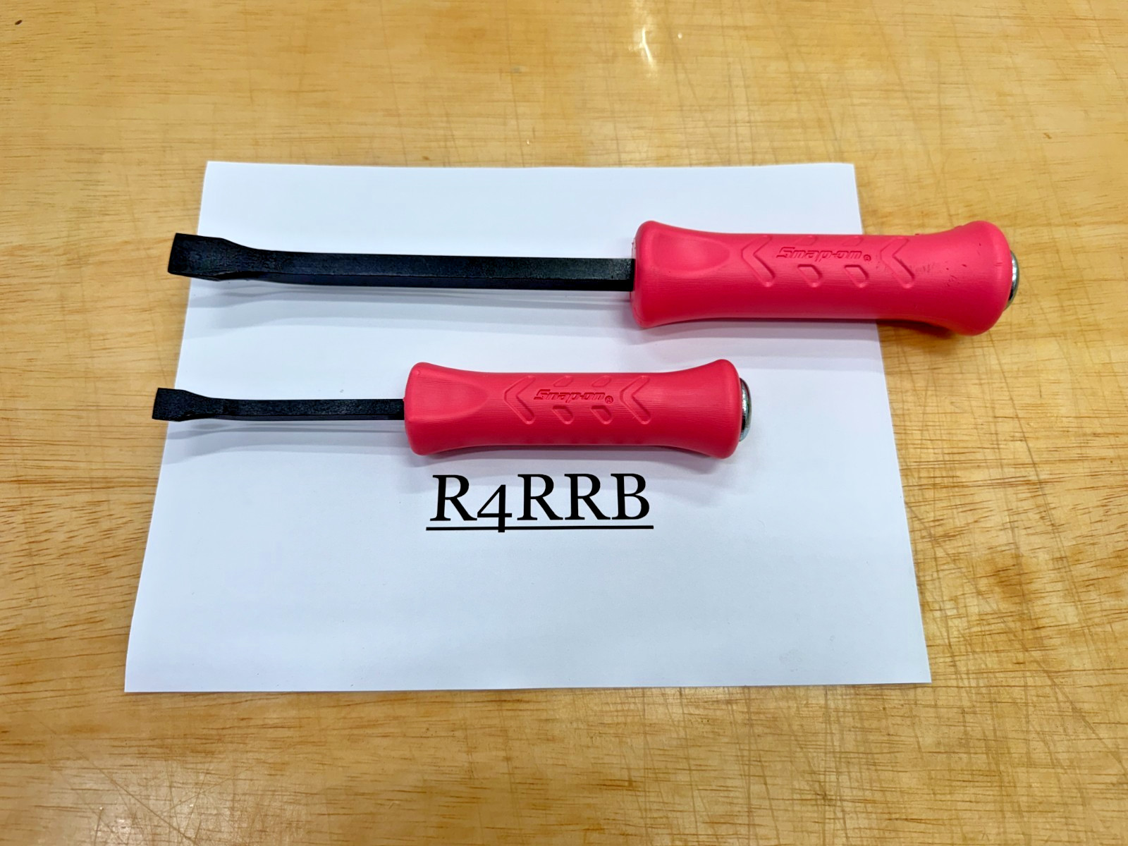 Snap-on Tools USA NOS PINK Hard Grip 2pc Angled Striking Pry Bar lot set DINGED