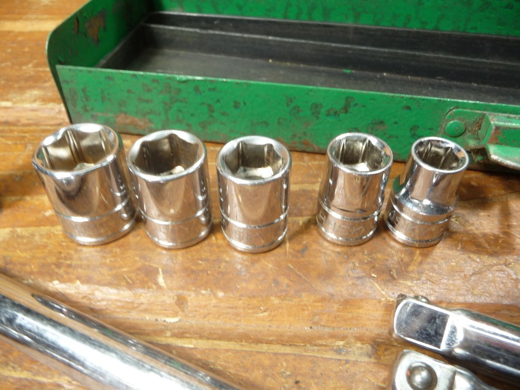 SK Tools Box w Husky 3/8 in. Drive Ratchet and Socket Set