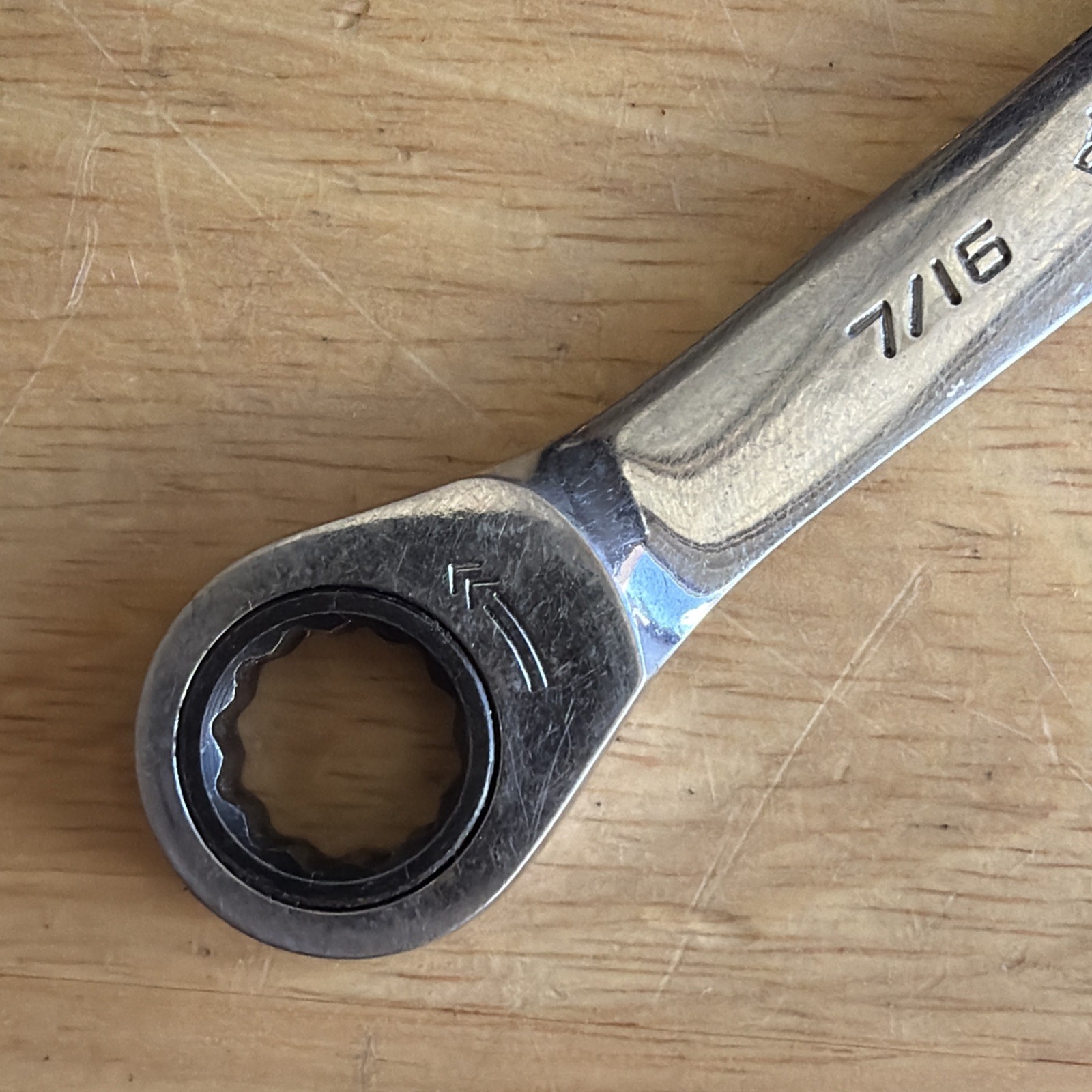 Husky Pro Tools 7/16″ x 1/2″ Ratcheting Double Box End Wrench 12 Point 65484