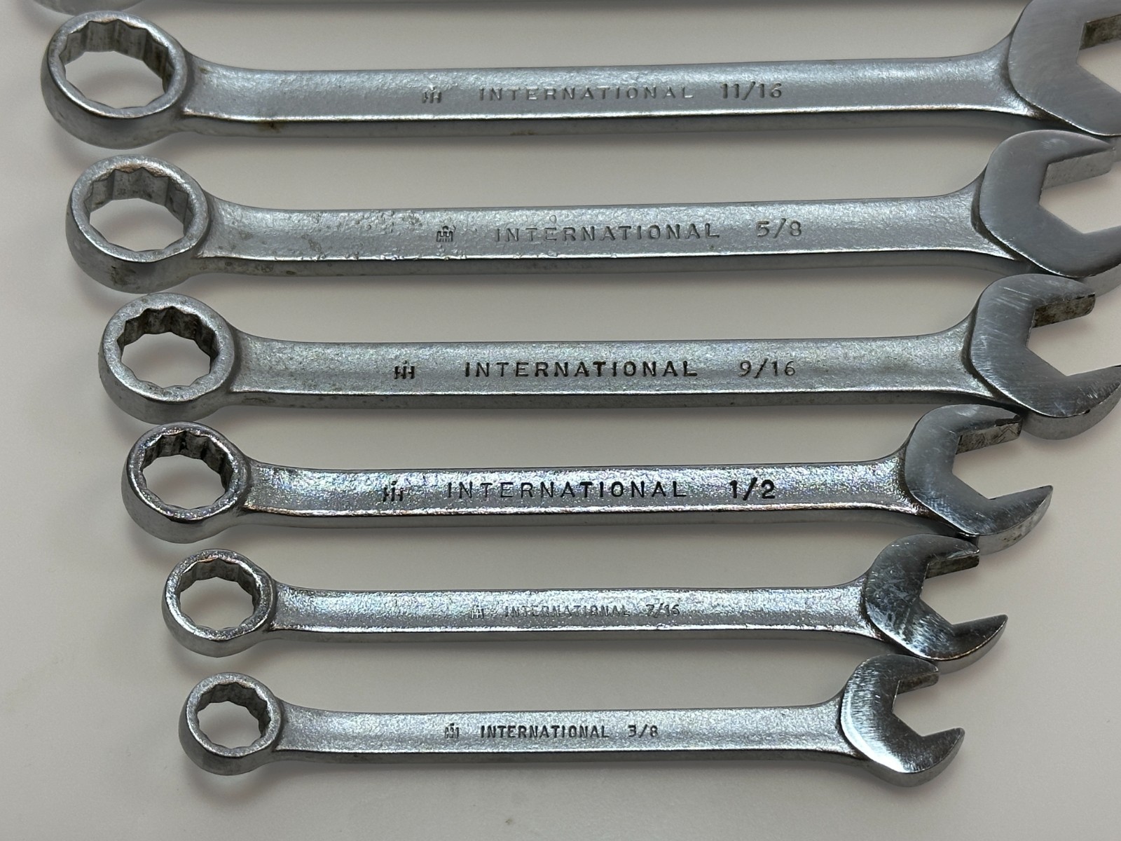 International Harvester IH USA SAE 3/8″-1-1/4″ (Complete) Combination Wrench Set