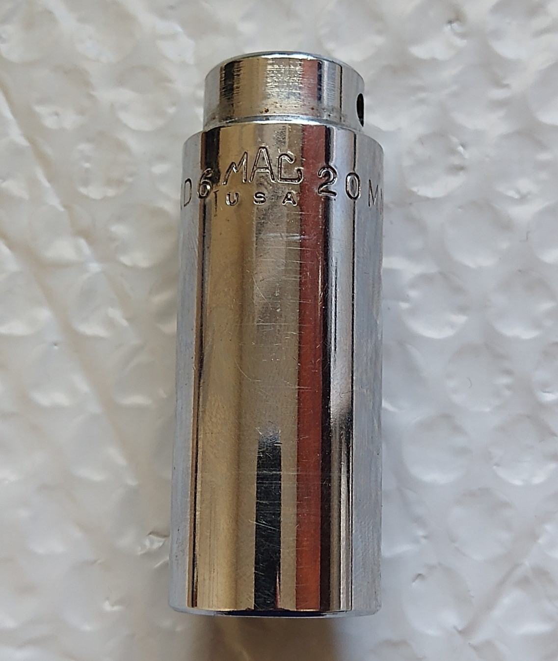 MAC TOOLS XD6-20MM. 3/8″ DRIVE, 20MM. SOCKET, 2.7″ DEEP/HIGH, 6 POINT.