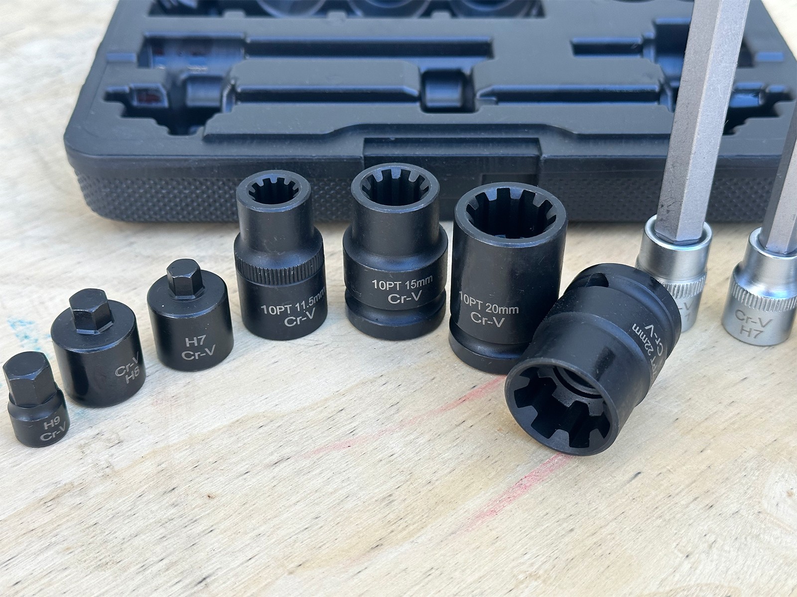 11pcs Brake Pad Screw Remover Brake Caliper Sockets & Bit Set For Audi VW VAG