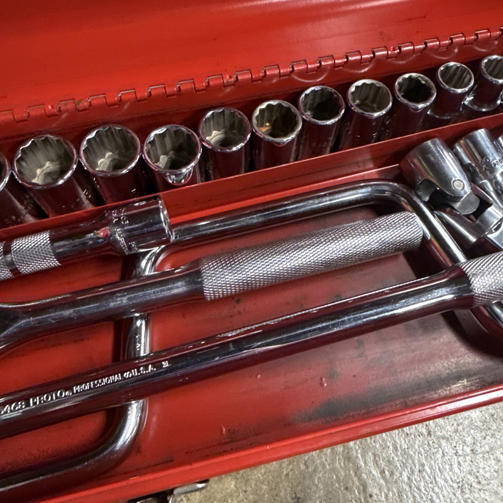 26 pc. PROTO TOOLS 1/2” DRIVE PROFESSIONAL SAE SOCKET SET 12-POINT +METAL CASE