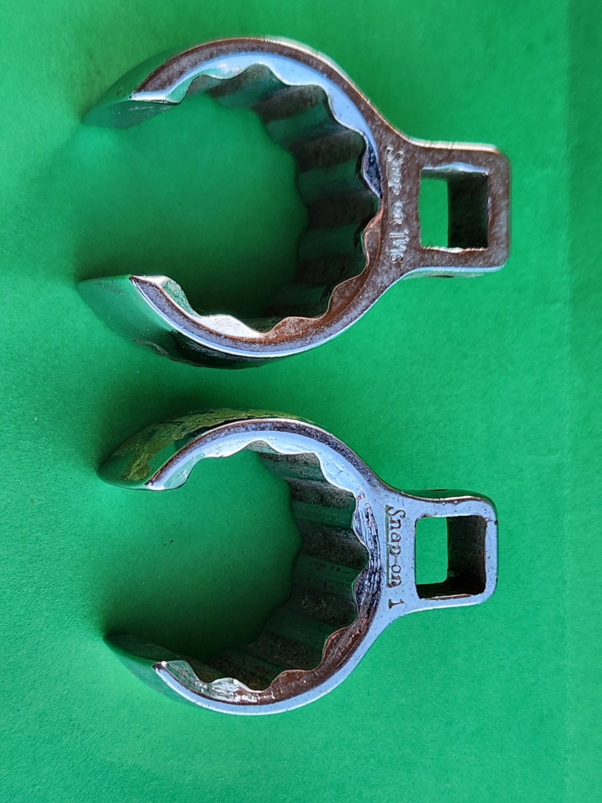 2 Pc. SNAP-ON 3/8″ Dr. 12 Pt Flank Drive Deep Flare Nut Crow Foot Wrench Set