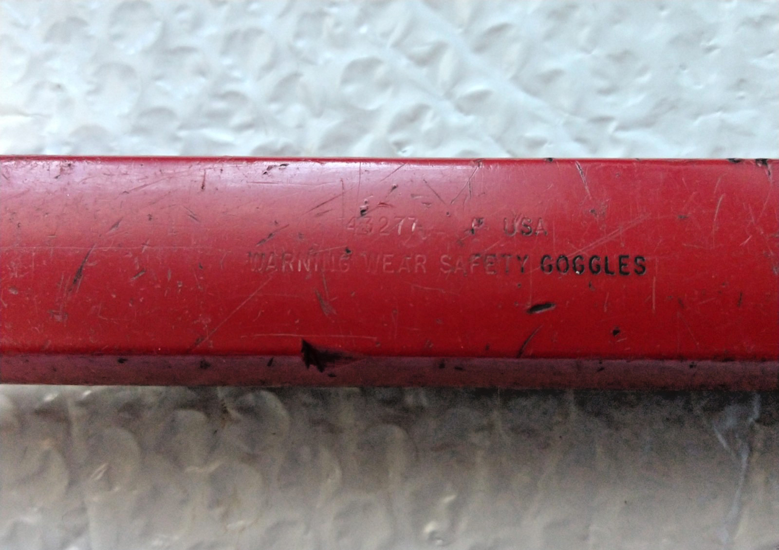 CRAFTSMAN TOOLS USA 43277, 3/4″ TIP, PRY BAR 24.5″ LONG.