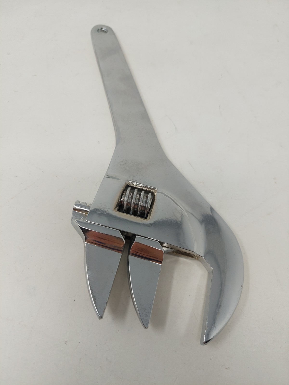 V8 Tools 629 Super Thin Adjustable Service Wrench: Quick Change Jaws DROP FORGED