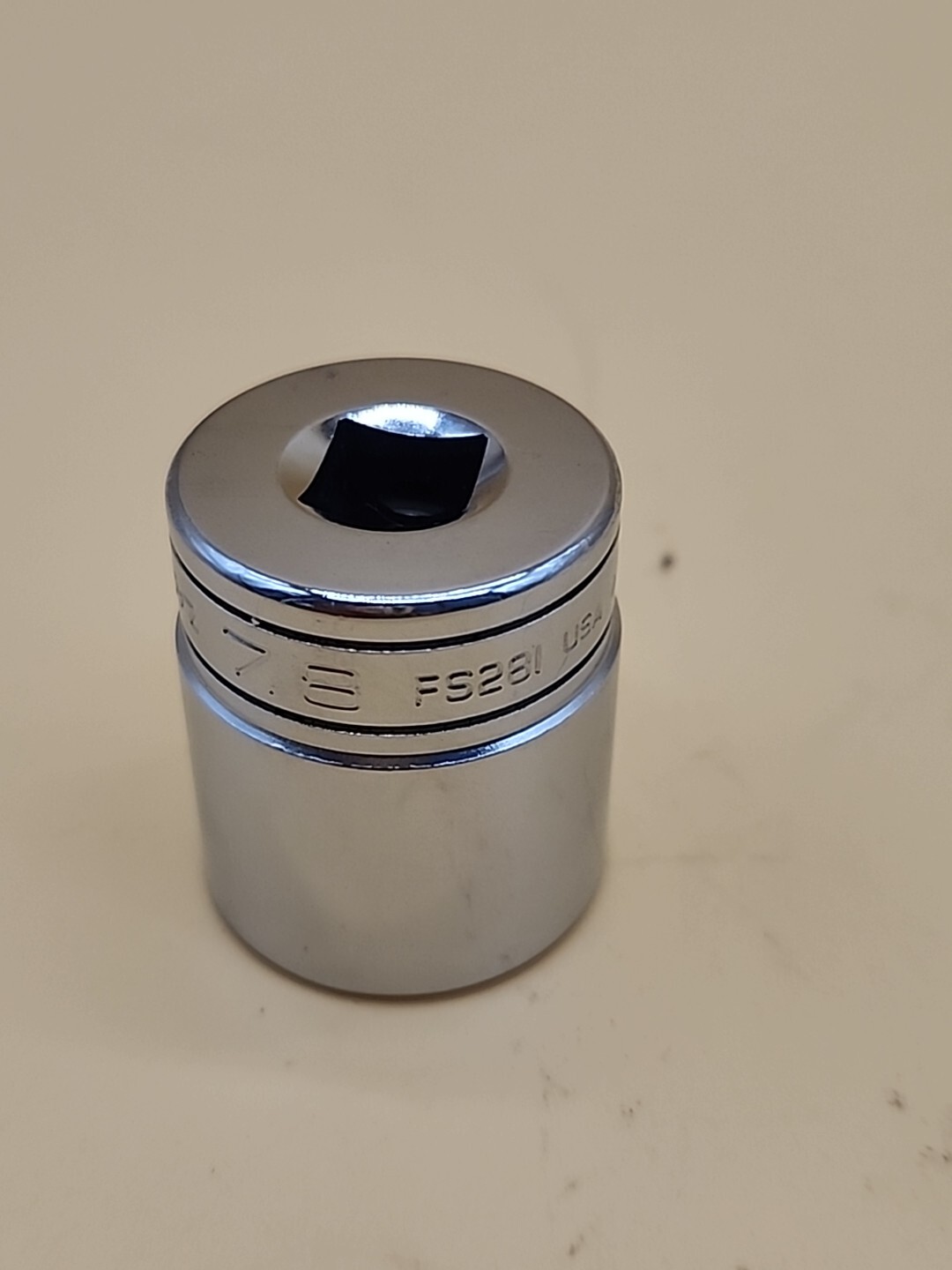 Snap-on Tools 3/8″ Drive 7/8″ SAE Chrome 12 Point Socket FS281. USA