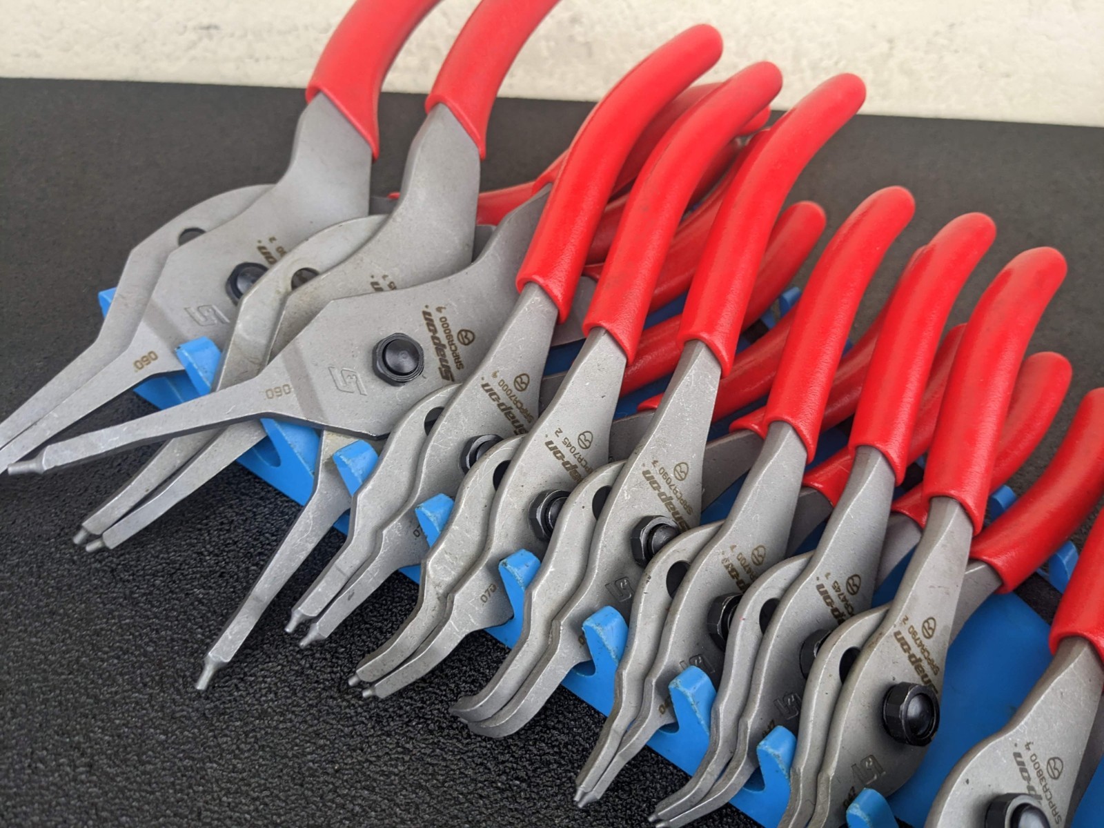 #bn400 Snap-on Tools USA NEW RED 12pc Master Snap Ring Pliers Set SRPCR1200FR