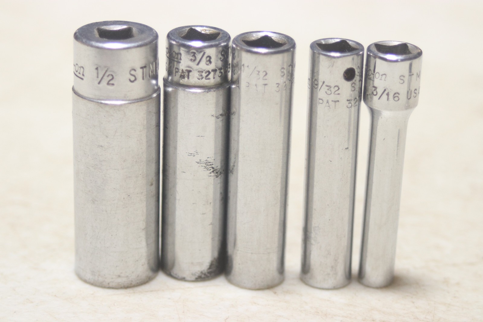 Lot of 13 Snap On 1/4 Inch Drive SAE 6 Point Sockets 3/16 to 9/16