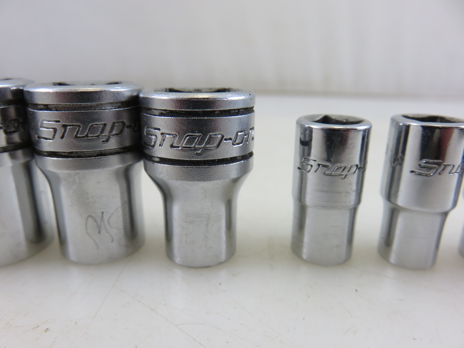 Snap-On 210AFLEY Inverted Torx Shallow Socket Set E4-E18 10pc Set 1/4″ & 3/8″ Dr