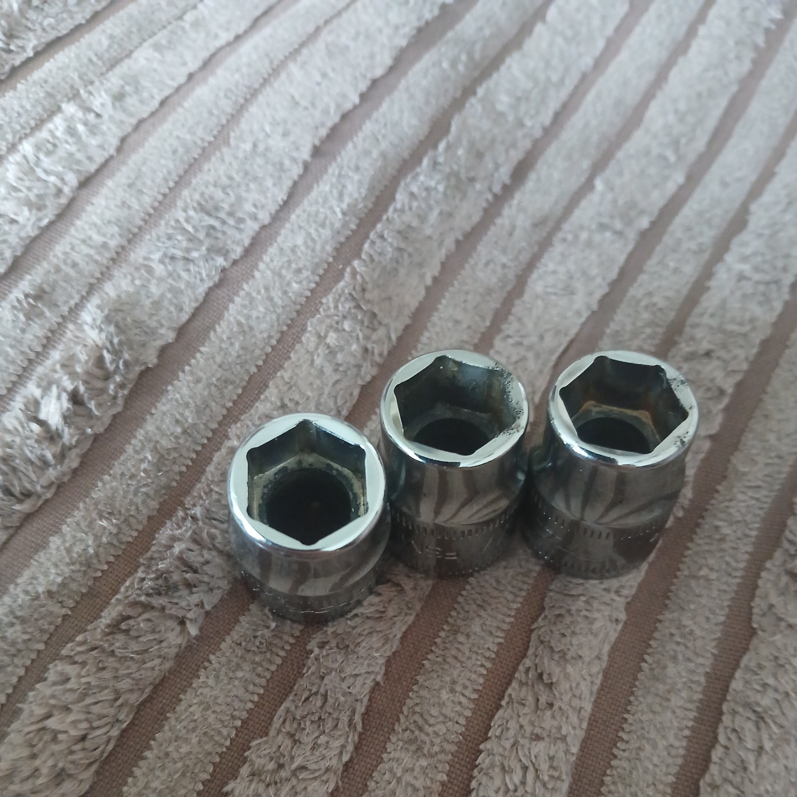 1x Snap-On 3/8″ Dr. 6-Point Shallow Socket 11mm FSM111