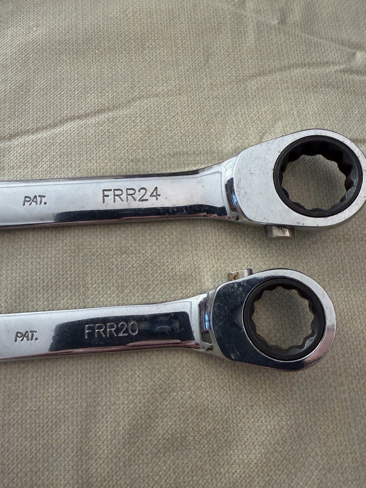 Crescent Wrench 2 Pc – 3/4”, 5/8” Combination Ratcheting Box End Reversible