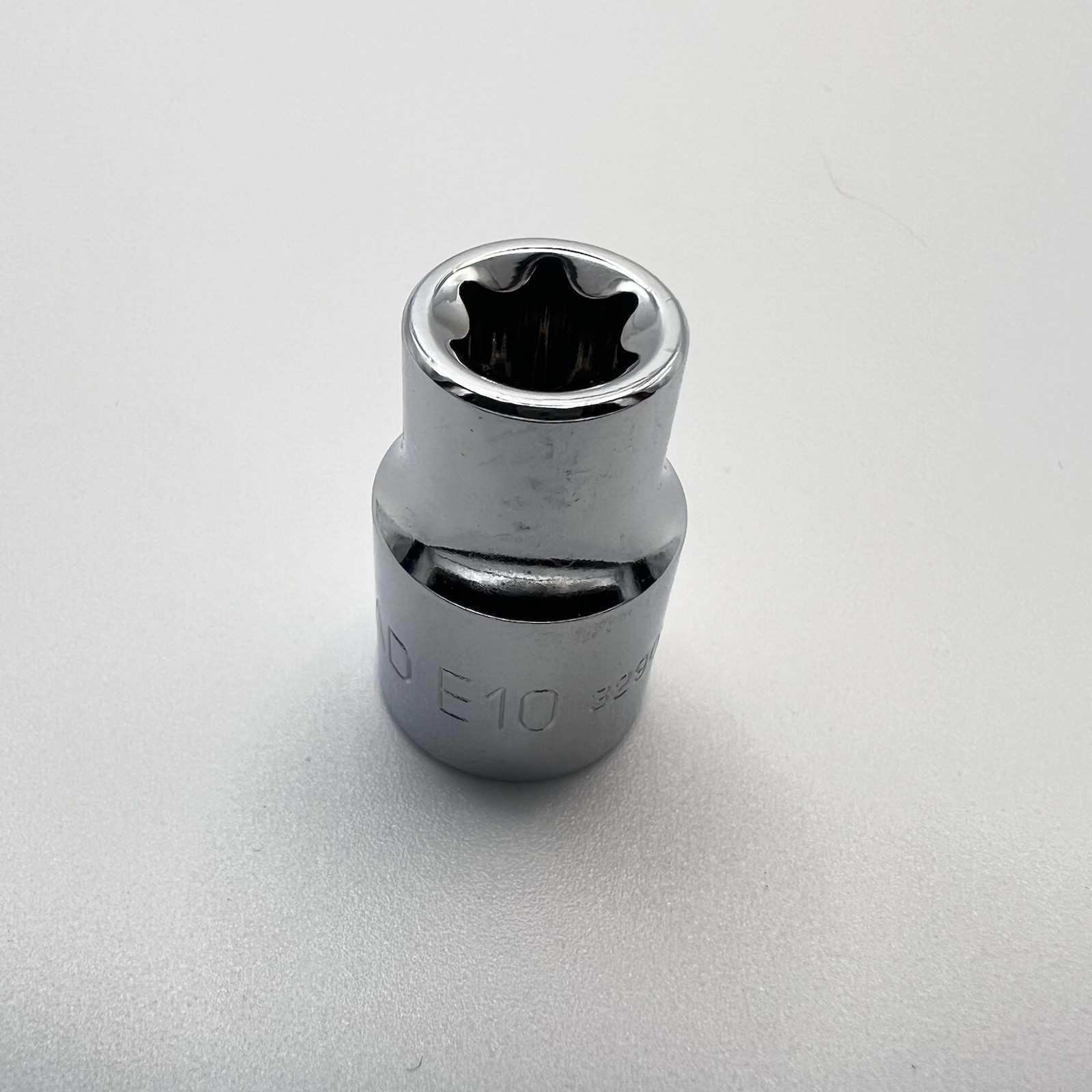 Gearhead 3/8″ Drive E10 External Torx Socket Chrome 32903