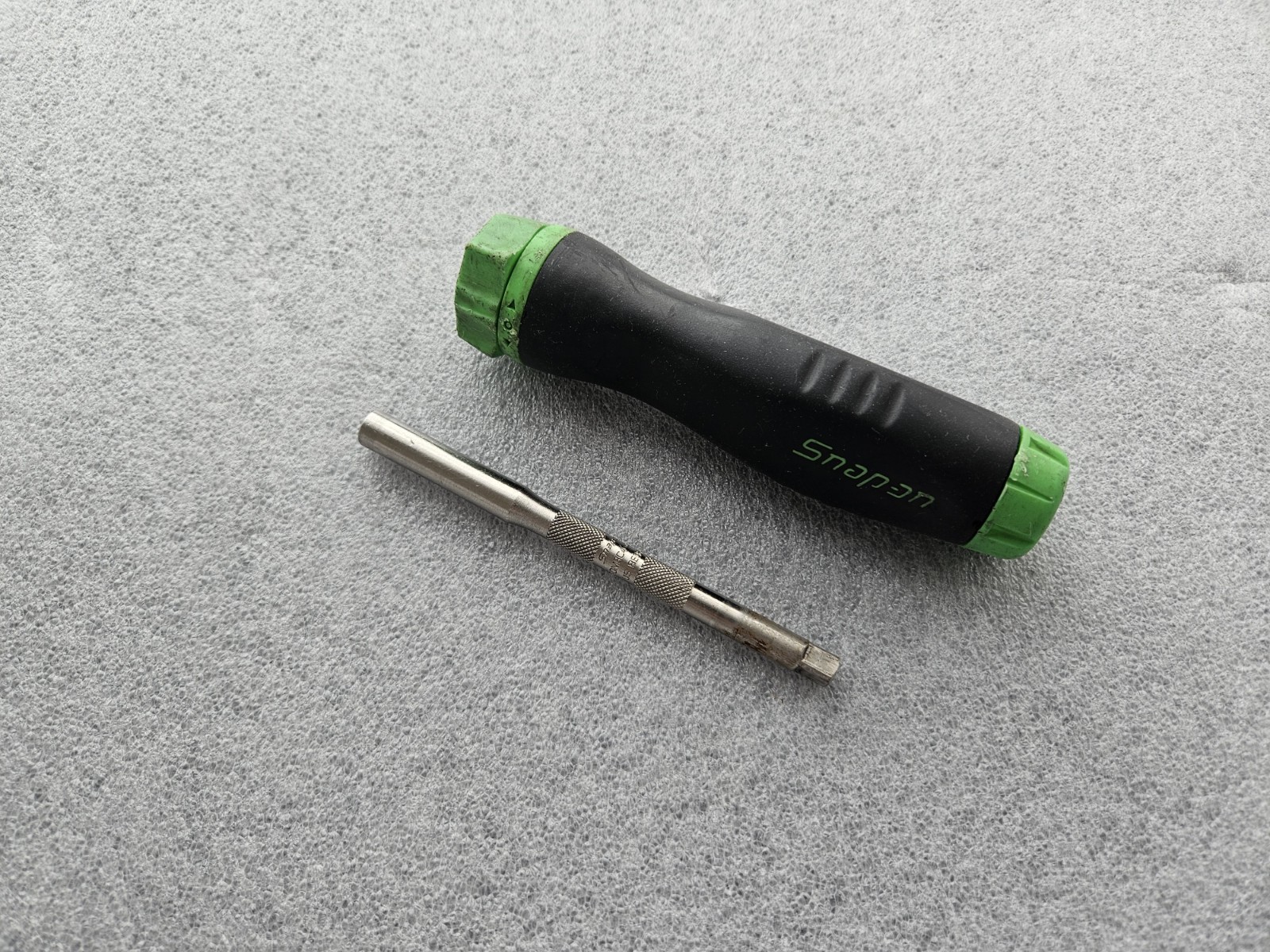 Snap On SGDMRC4A Soft Grip Ratchet Screwdriver Magnetic Bit Holder SGDMRC4A