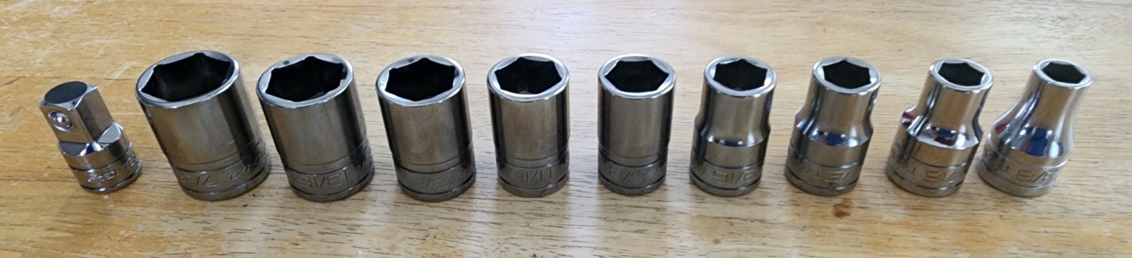 Snap-On 1/2 Dr 16pc 6Pt Shallow Socket Set 3/8- 1-1/4 313TWYA 3/8 to 1/2 Adapter