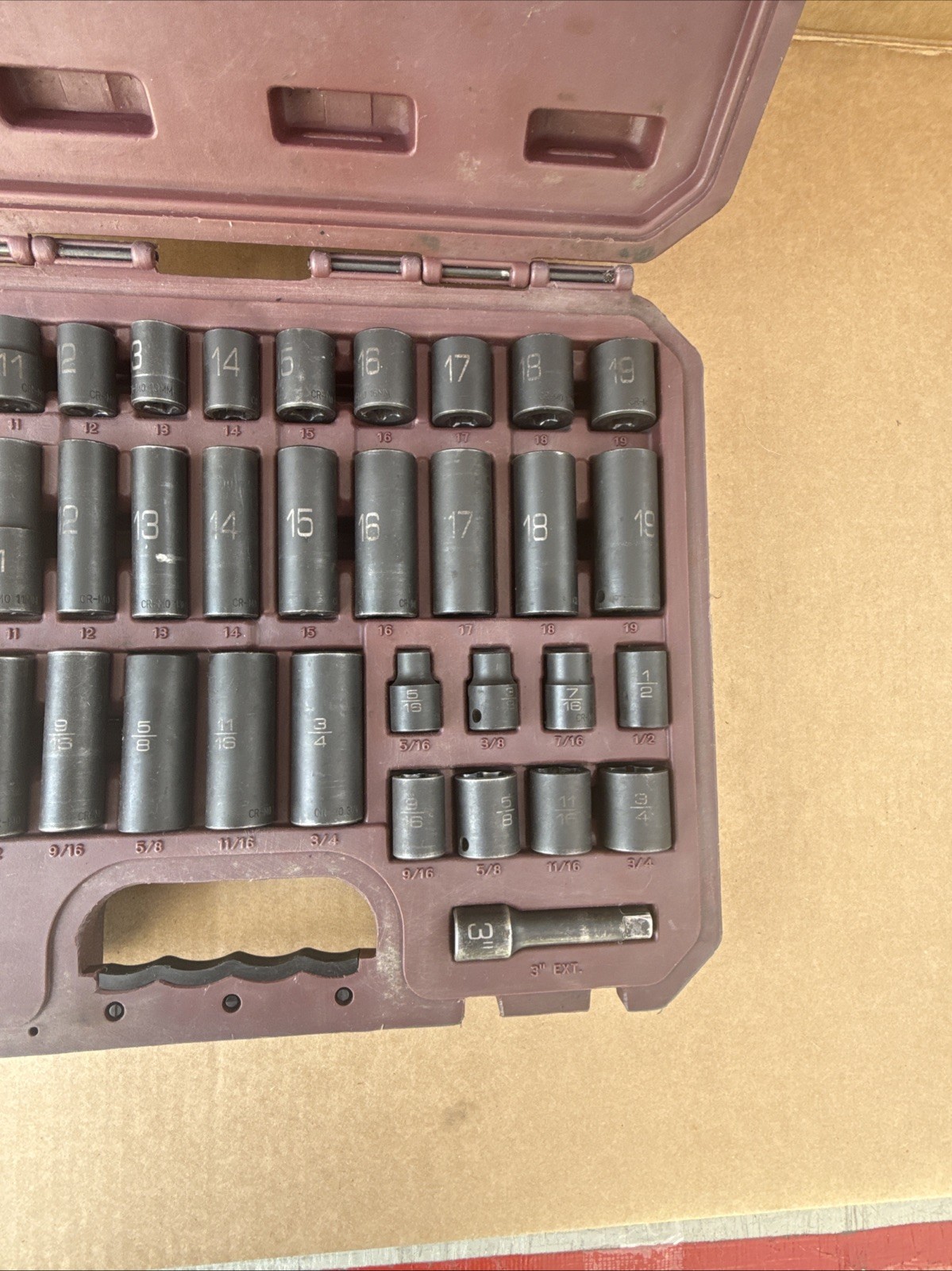 Matco Tools SBP426V 3/8″ 42pc SAE Metric 6pt Standard Deep Impact Socket
