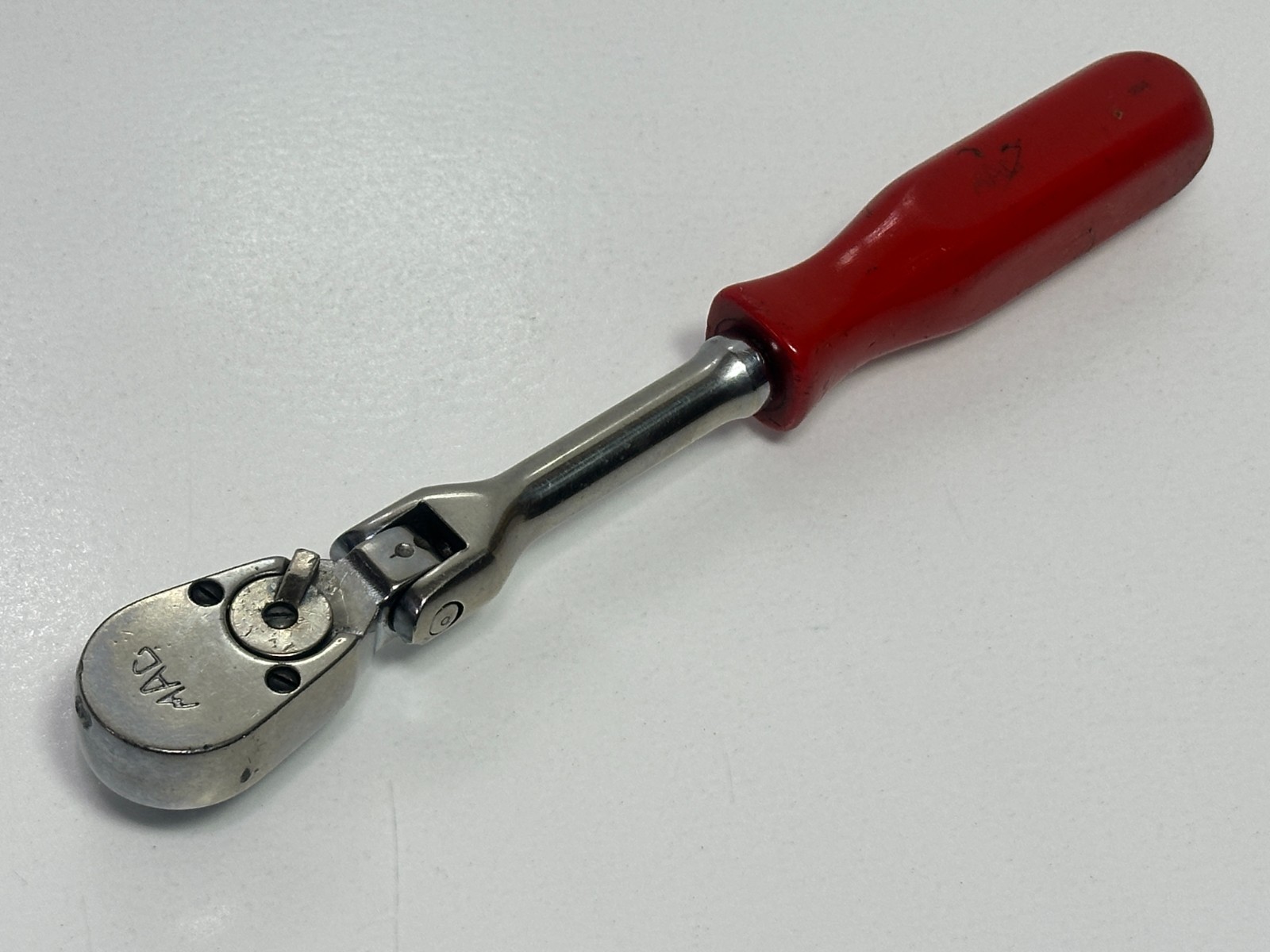 MAC Tools USA XR8FPA 3/8″ Drive Flex Head Ratchet, Red Hard Handle