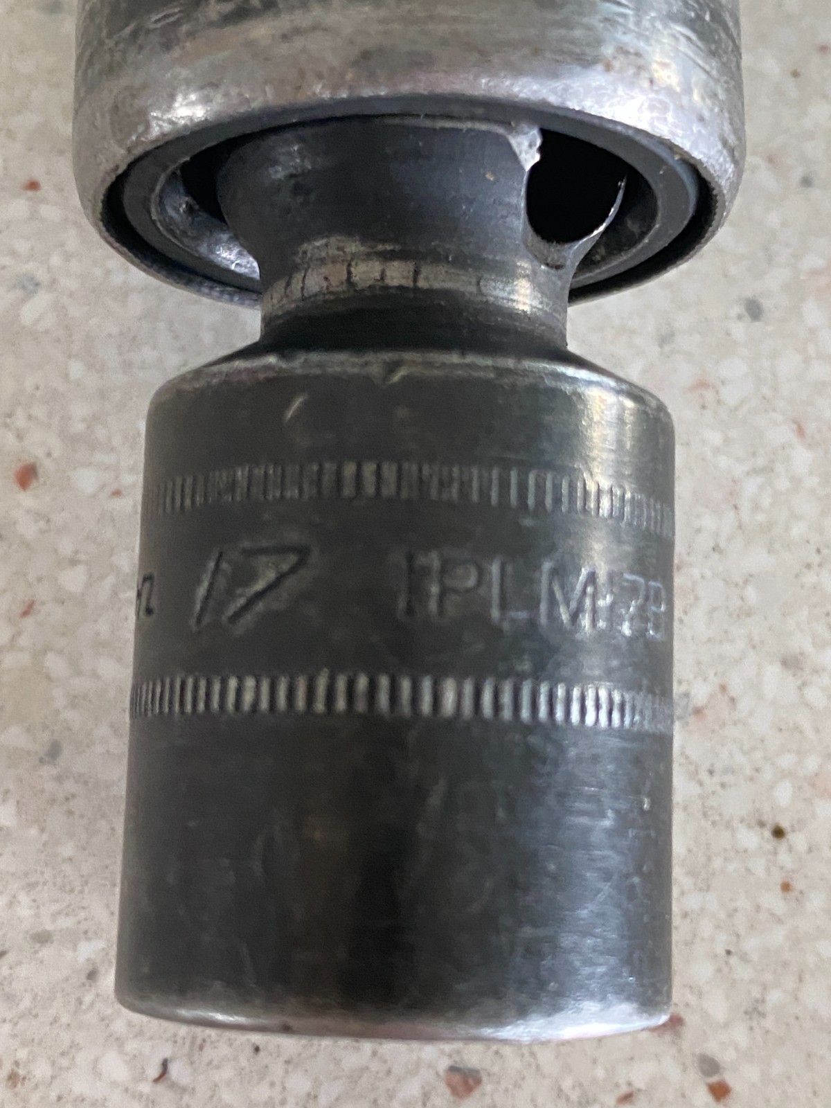 Snap On IPLM17B 1/2″ Drive 6 Point Impact Swivel Socket USA Used