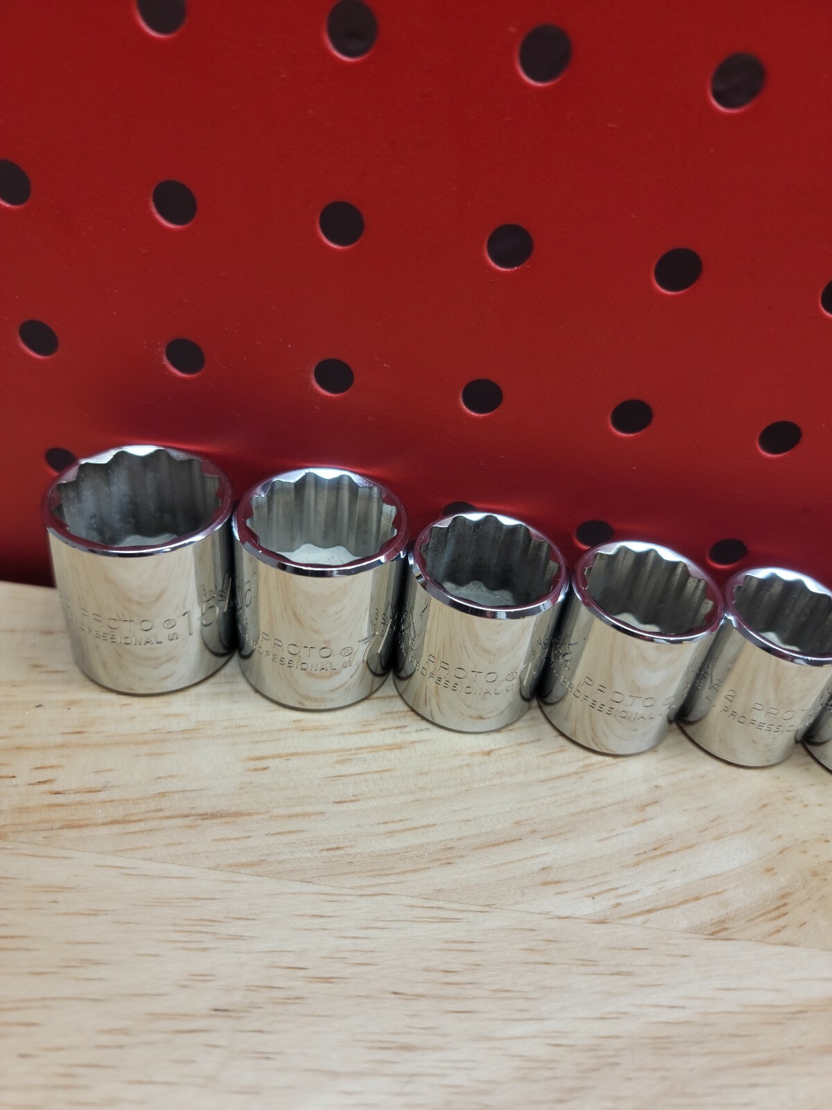 Proto 3/8″ Drive 7/16″ – 15/16″ SAE 9-Piece 12-Point Shallow Chrome Socket Set