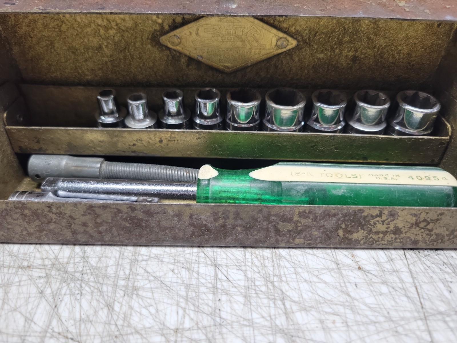 S-K Tools Over 80 S&K 1/4″ 3/8″ 1/2″ Drive Sockets Shallow/Deep, 6/8/12 Point