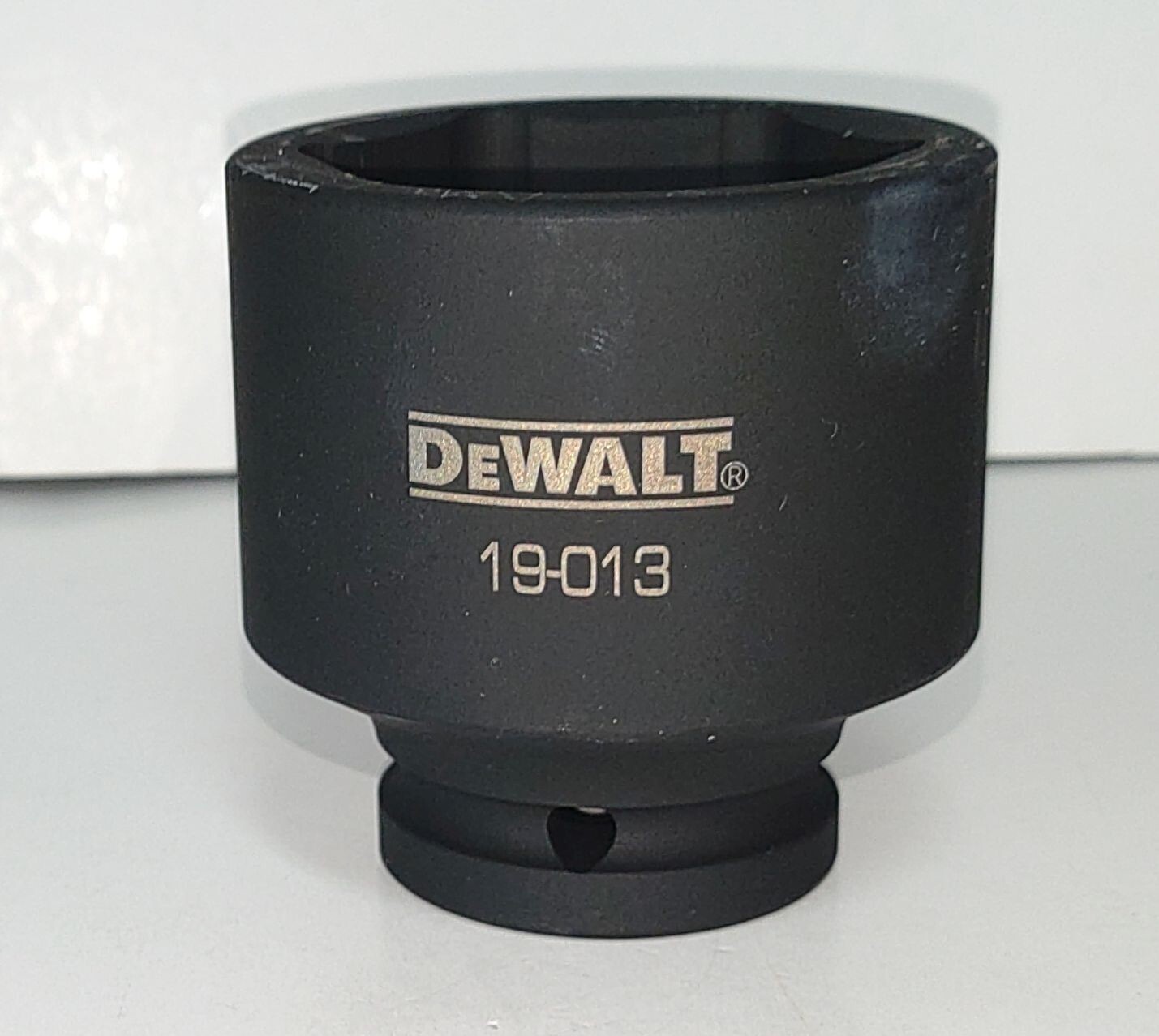 DeWALT 3/4″Drive 6 Point 1-15/16″ Standard Impact Socket 19-013 Brand New