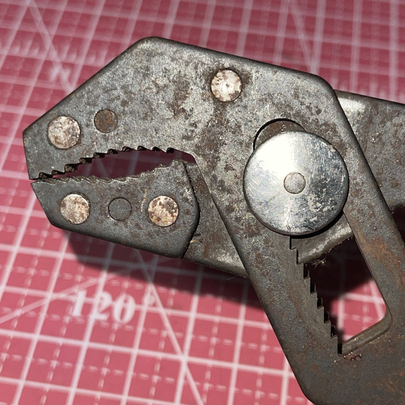 Matco Tools USA PRG9 Self Adjusting Pliers Nice 9 In Adjustable 1-7/8 Jaw