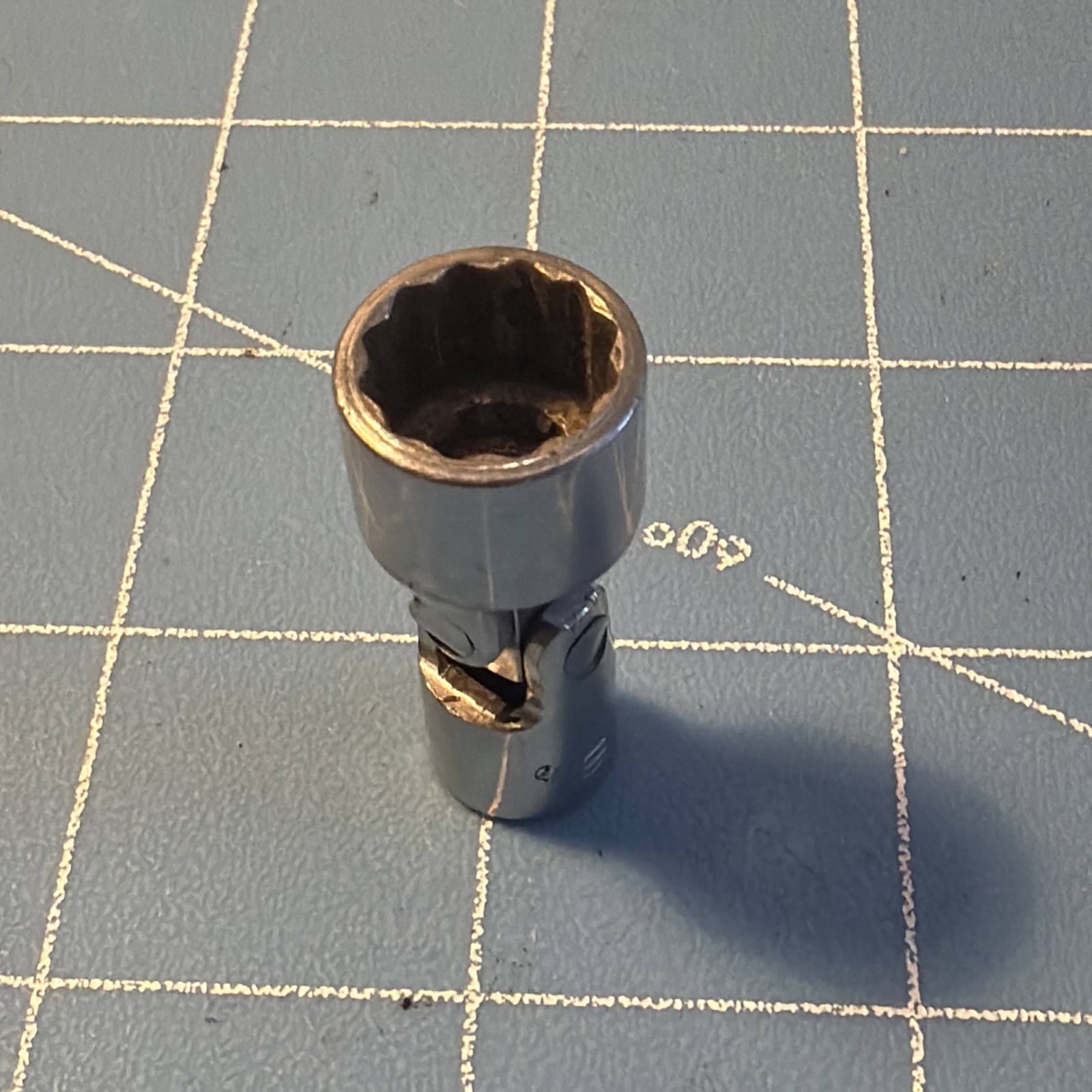 Snap-on Tools USA 1/4″ Drive 7/16″ SAE 12 POINT Swivel Socket TMU141
