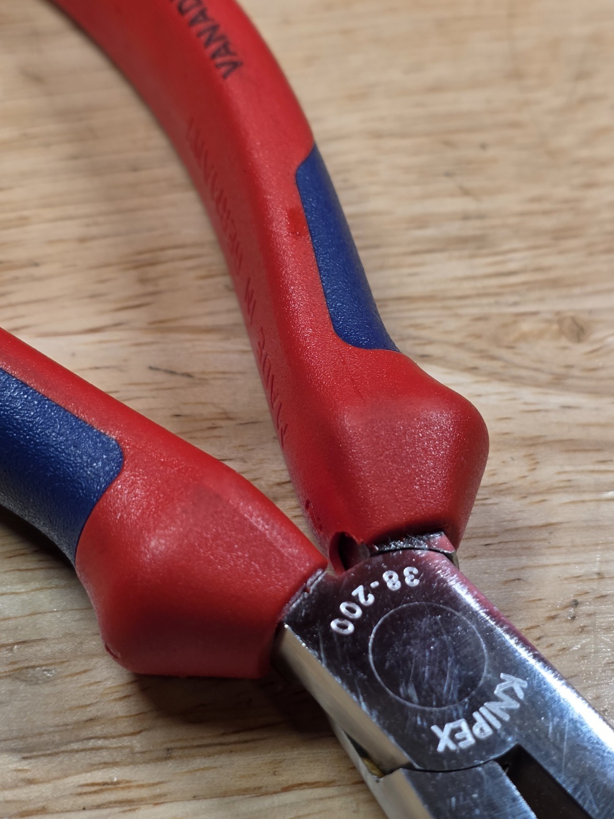 KNIPEX 38 35 200 NICE 8″ Long Nose Mechanic S-Shaped Pliers