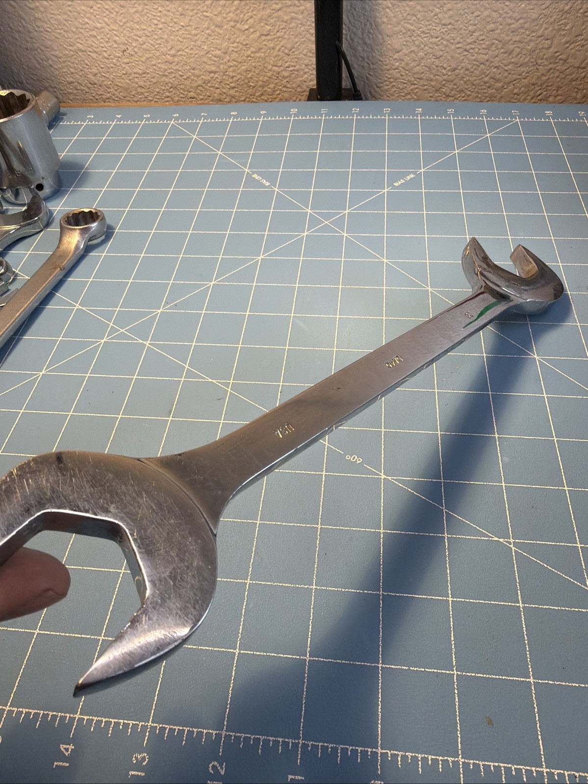 MAC TOOLS DA40 1&1/4″ FOUR WAY ANGLE HEAD OPEN END CHROME WRENCH