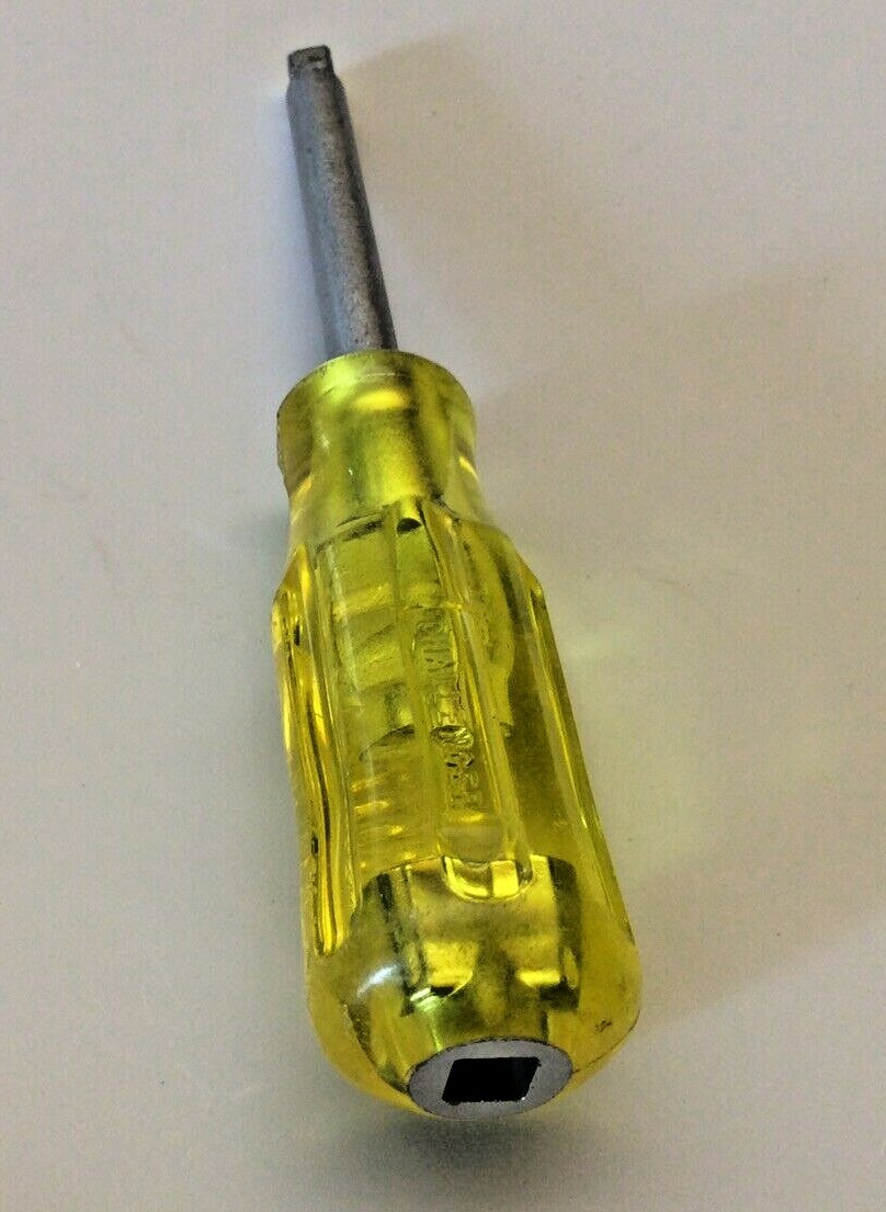 VINTAGE CHALLENGER 1069 ¼ INCH SOCKET DRIVER SPINNER RATCHET SCREWDRIVER USED