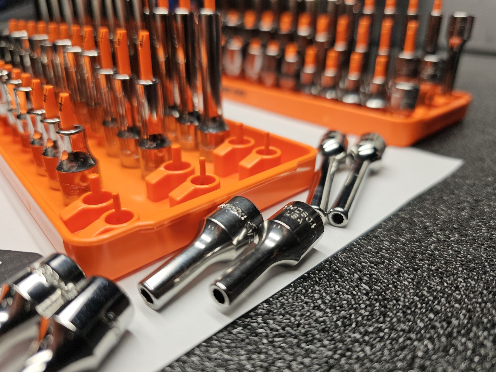 Snap-on Tools ORANGE 83pc 1/4″ Drive 12-POINT Shallow / Semi / Deep Socket Set